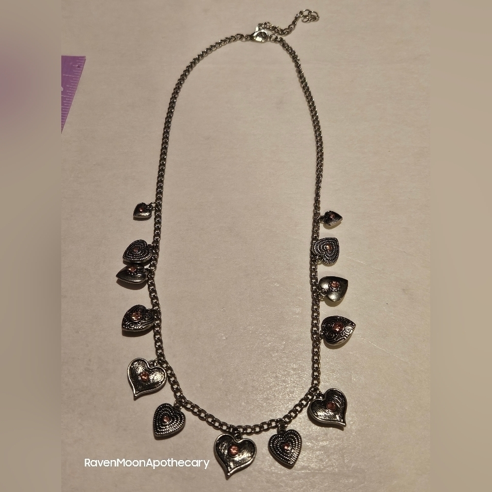 3/15$ Bundle Deal    Very Cute Heart Necklace